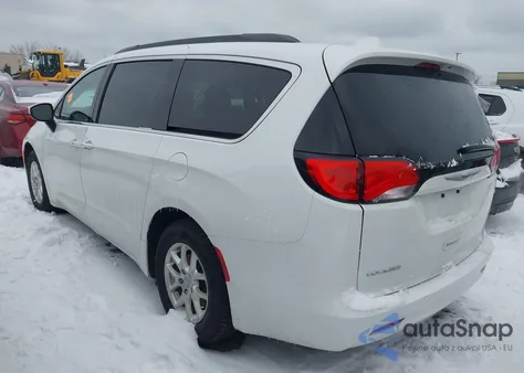 2020 Chrysler Voyager Lxi из США, поврежденный, VIN 2C4RC1DG9LR148637